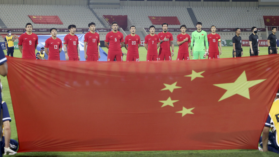  法兰克福高空轰炸战术奏效头球接力破门制胜