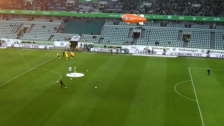  维拉公园球场沸腾，沃特金斯独中两元建功  