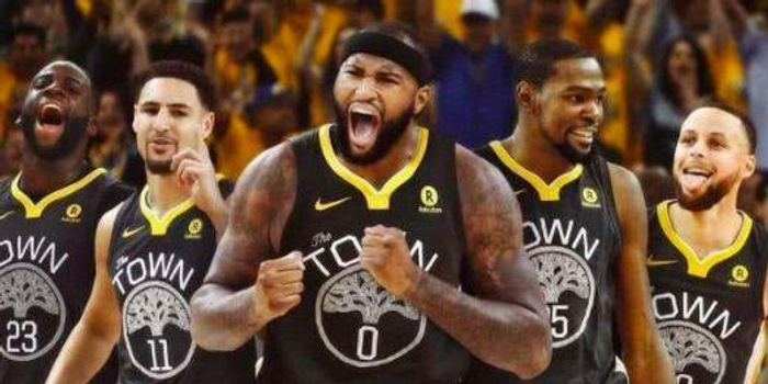  勇士王朝核心阵容老化，科尔透露新赛季调整计划  